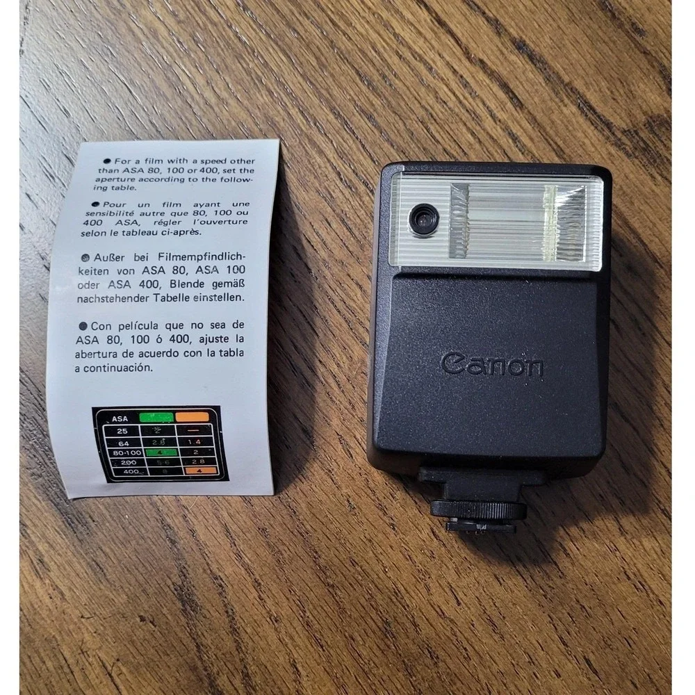 Canon Speedlite 133A Vintage Camera Flash with Box and Guide 35mm Accessory
